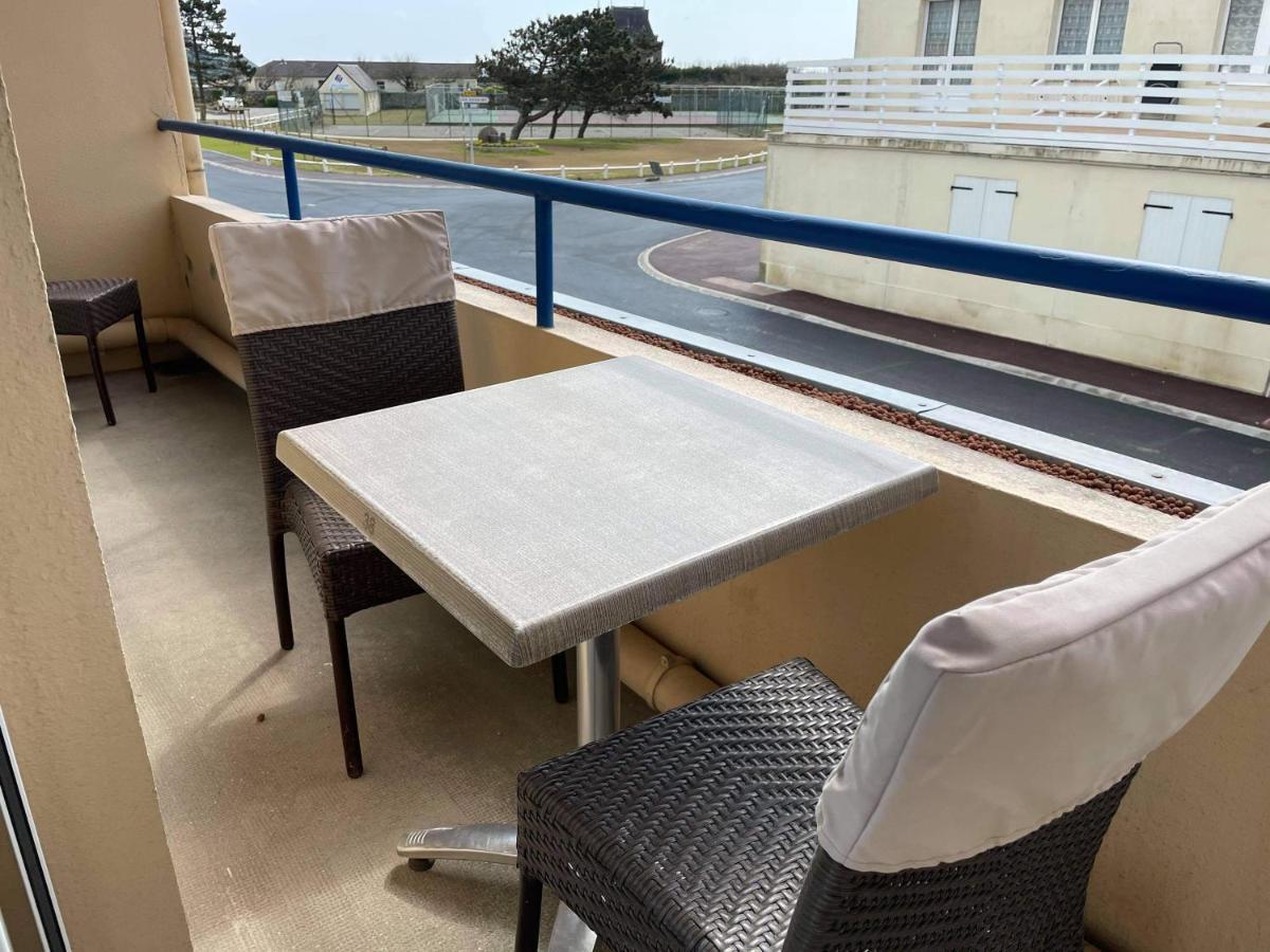 Hotel De La Plage Quineville Luaran gambar